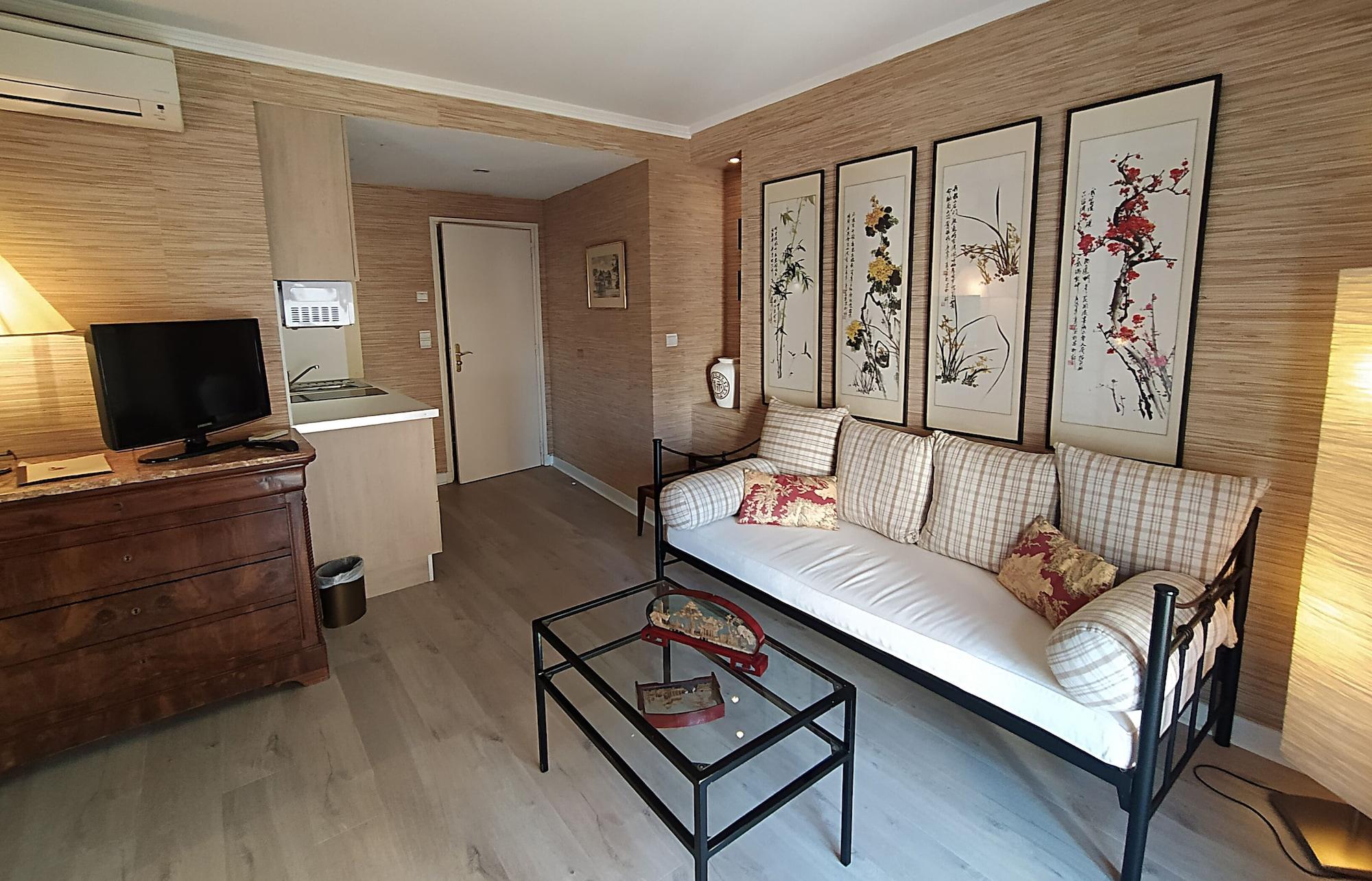 Hostellerie Du Grand Saint Antoine Альби Экстерьер фото