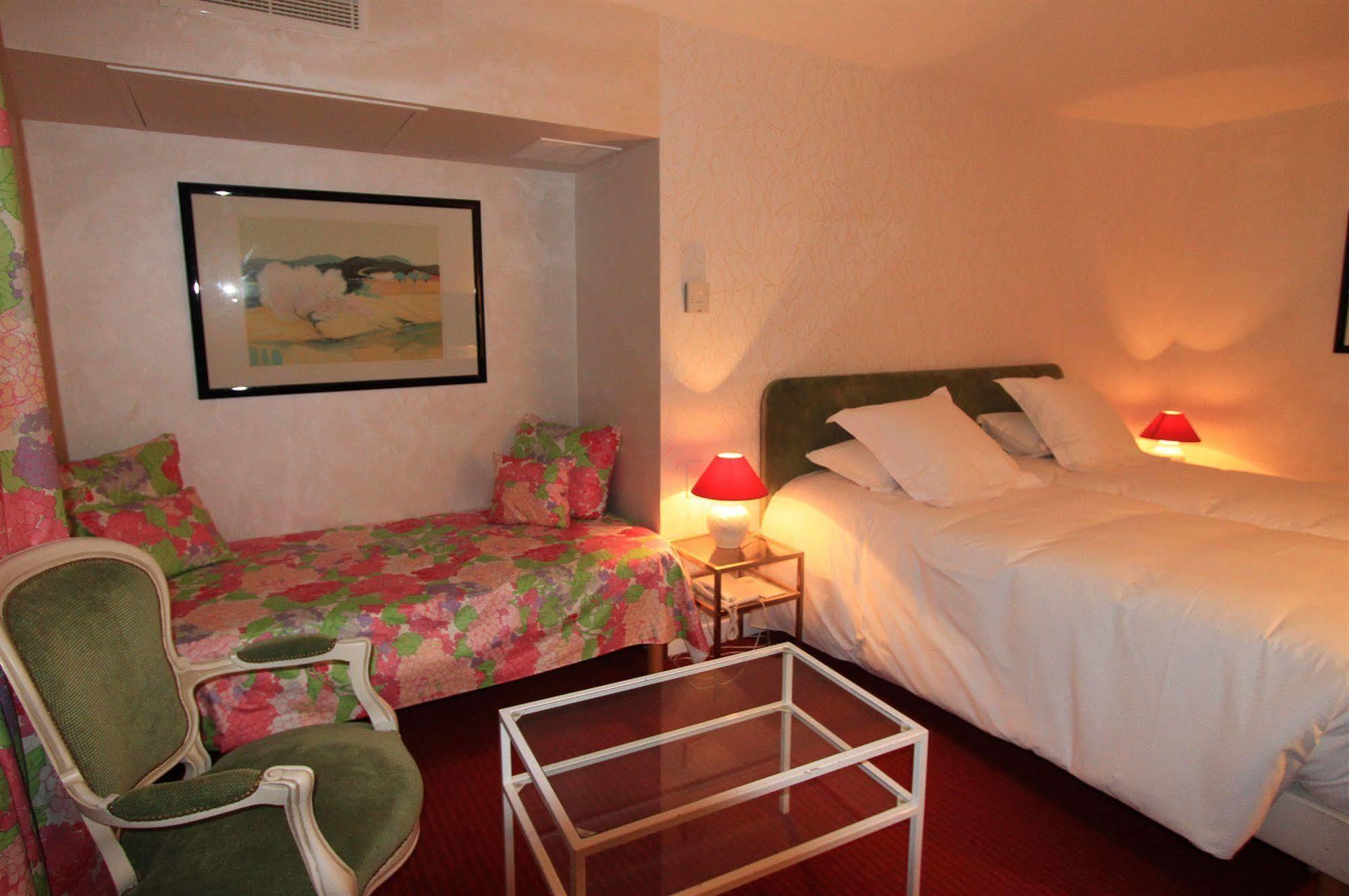 Hostellerie Du Grand Saint Antoine Альби Экстерьер фото