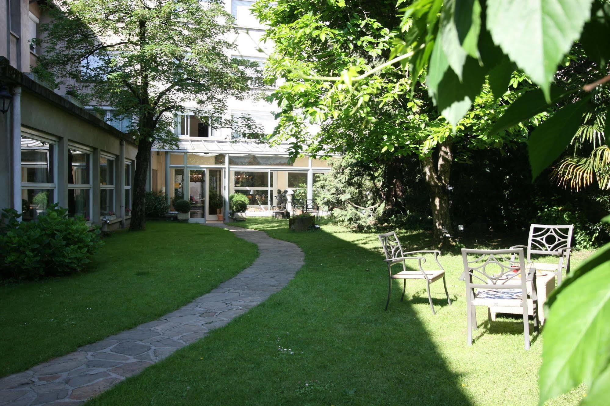 Hostellerie Du Grand Saint Antoine Альби Экстерьер фото
